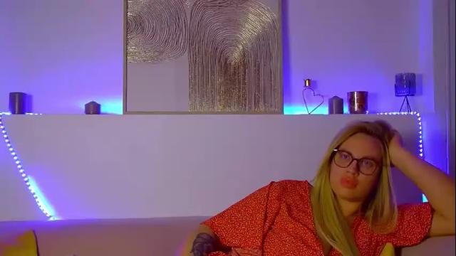 Image 12 of marianeumann Stream on Chaturbate on 3 months ago