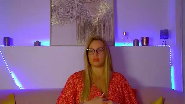 Image 8 of marianeumann Stream on Chaturbate on 3 months ago