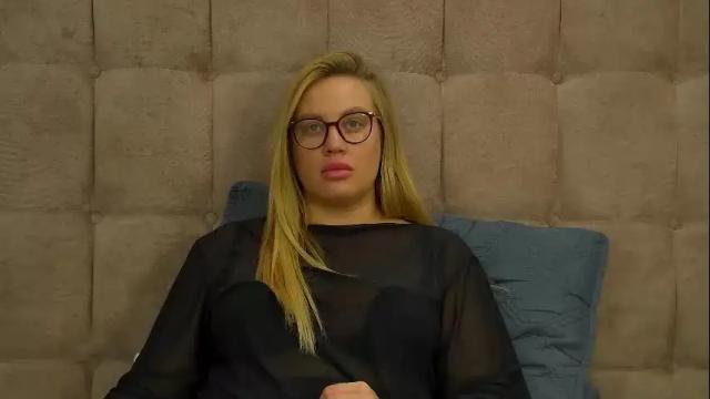 Image 11 of marianeumann Stream on Chaturbate on 8 days ago