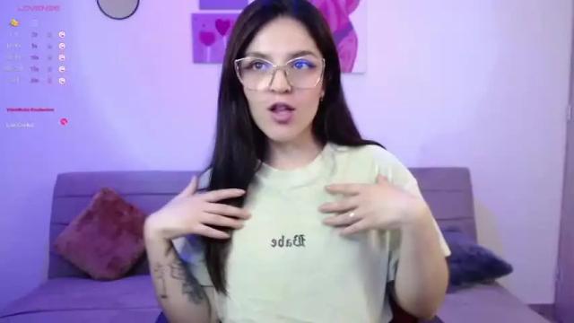 Image 6 of mariangeel_ Stream on Chaturbate on 14 months ago