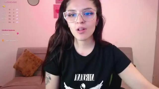 Image 6 of mariangeel_ Stream on Chaturbate on 14 months ago