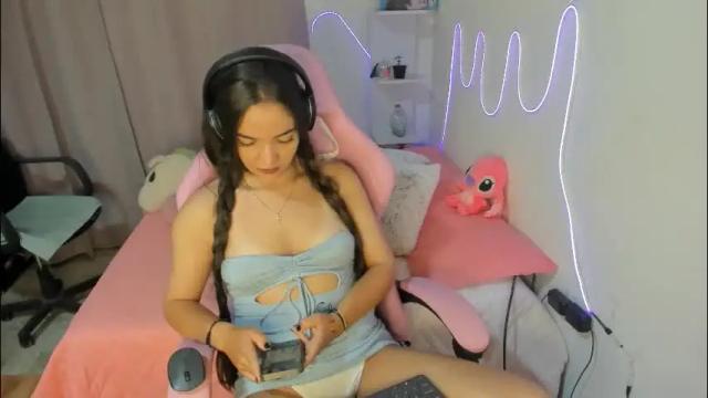 Image 3 of mariangel_3 Stream on Chaturbate on 2 months ago