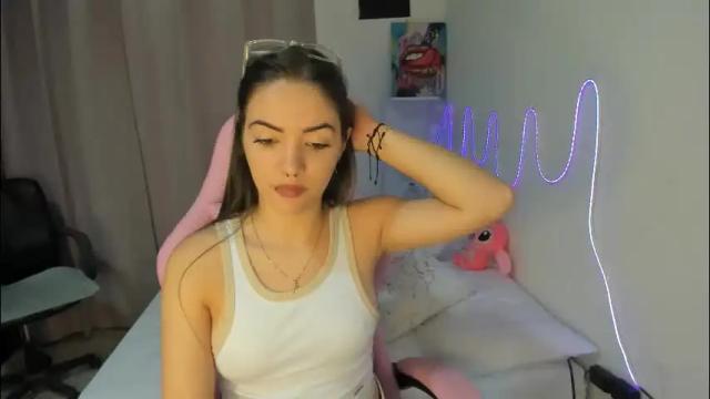 Image 3 of mariangel_3 Stream on Chaturbate on 2 months ago