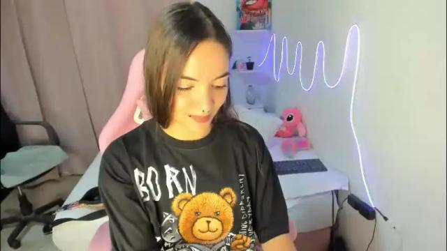 Image 2 of mariangel_3 Stream on Chaturbate on 1 month ago