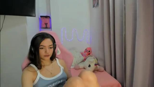 Image 3 of mariangel_3 Stream on Chaturbate on 1 month ago