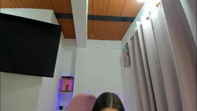 Image 2 of mariangel_3 Stream on Chaturbate on 1 month ago