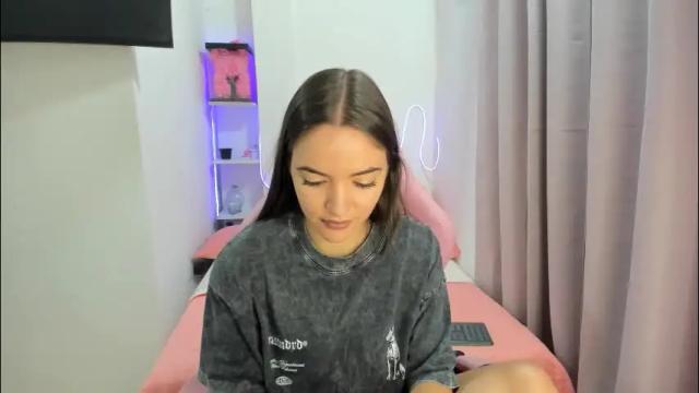 Image 3 of mariangel_3 Stream on Chaturbate on 1 month ago