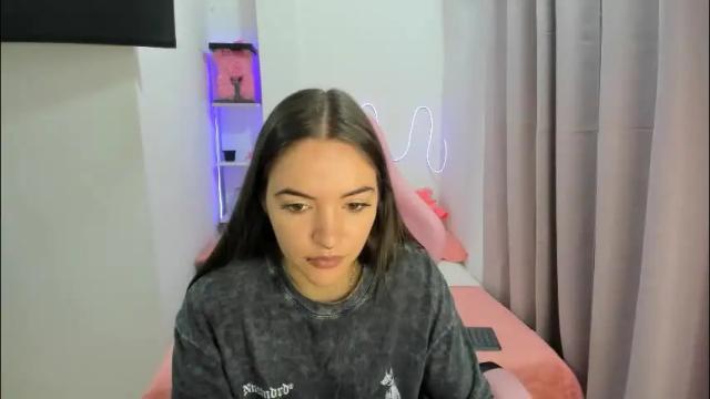 Image 4 of mariangel_3 Stream on Chaturbate on 1 month ago