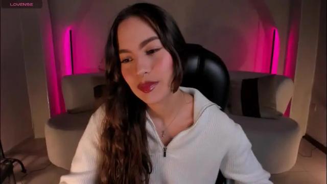 Image 4 of mariannelane1 Stream on Chaturbate on 2 months ago