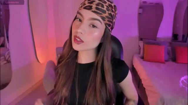 Image 2 of mariannelane1 Stream on Chaturbate on 1 month ago