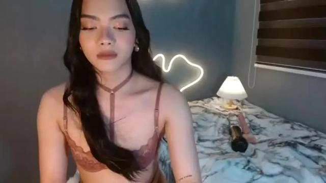 Image 12 of mariapozada Stream on Chaturbate on 21 months ago