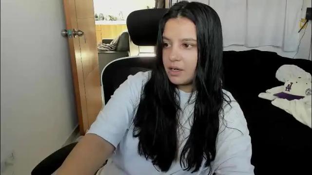 Image 3 of mariasol_ Stream on Chaturbate on 5 months ago