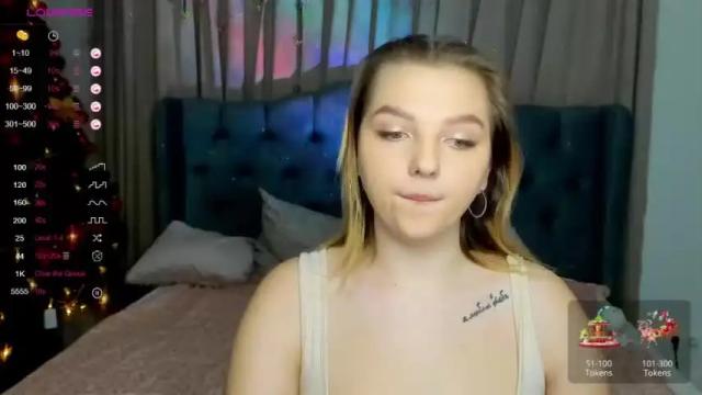 Image 11 of mariasweetone Stream on Chaturbate on 15 months ago