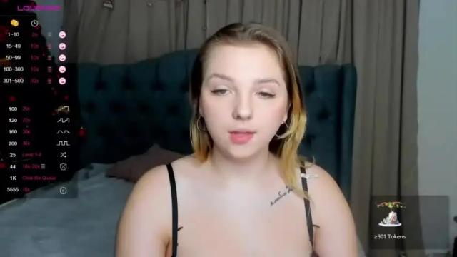 Image 8 of mariasweetone Stream on Chaturbate on 15 months ago