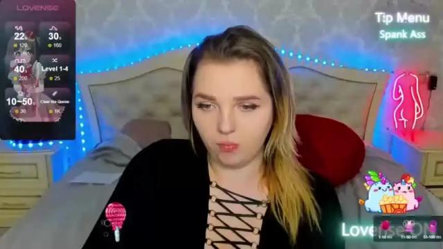 Image 3 of mariasweetone Stream on Chaturbate on 13 months ago