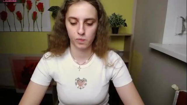 Image 8 of mariatess_ Stream on Chaturbate on 1 month ago