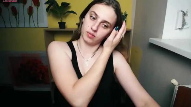 Image 2 of mariatess_ Stream on Chaturbate on 1 month ago