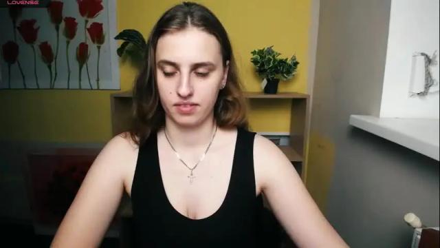 Image 8 of mariatess_ Stream on Chaturbate on 1 month ago