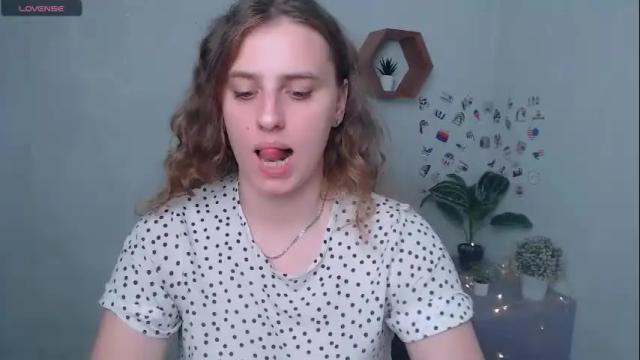 Image 7 of mariatess_ Stream on Chaturbate on 1 month ago