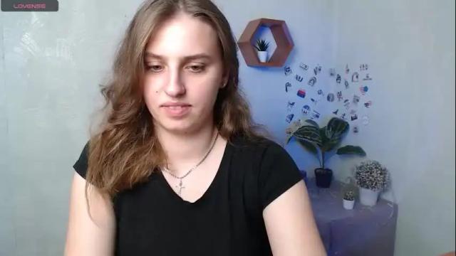 Image 3 of mariatess_ Stream on Chaturbate on 27 days ago