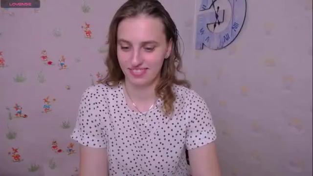 Image 4 of mariatess_ Stream on Chaturbate on 24 days ago