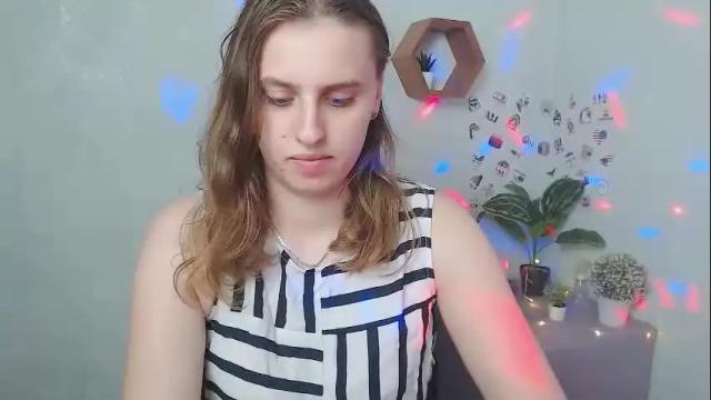 Image 3 of mariatess_ Stream on Chaturbate on 15 days ago