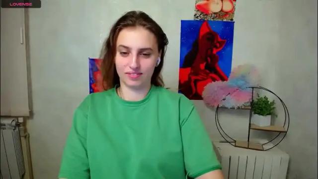 Image 8 of mariatess_ Stream on Chaturbate on 1 month ago