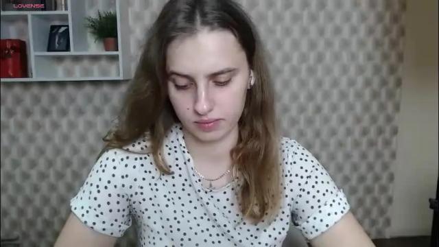 Image 2 of mariatess_ Stream on Chaturbate on 1 month ago