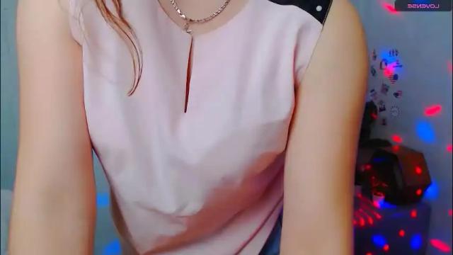 Image 2 of mariatess_ Stream on Chaturbate on 1 month ago