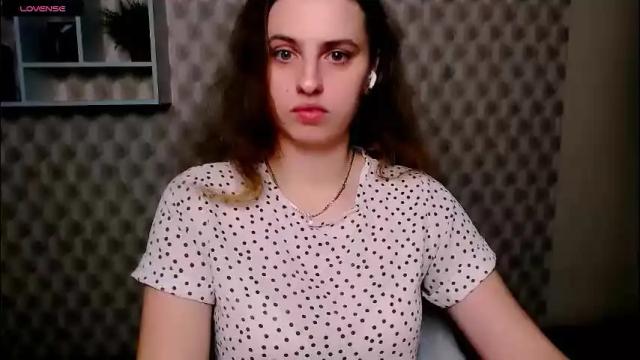 Image 2 of mariatess_ Stream on Chaturbate on 1 month ago