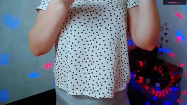 Image 10 of mariatess_ Stream on Chaturbate on 1 month ago