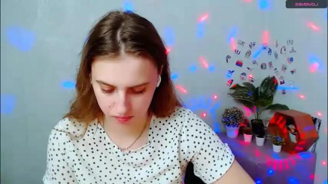 Image 2 of mariatess_ Stream on Chaturbate on 1 month ago