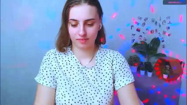 Image 4 of mariatess_ Stream on Chaturbate on 26 days ago