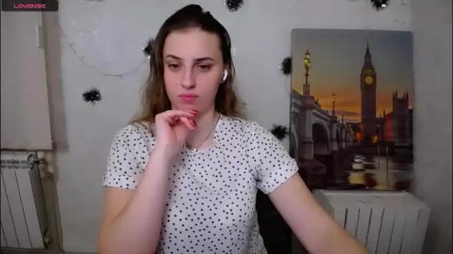 Image 10 of mariatess_ Stream on Chaturbate on 13 days ago