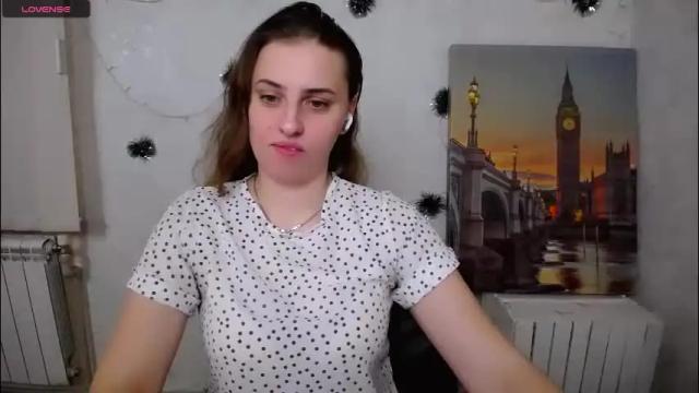 Image 3 of mariatess_ Stream on Chaturbate on 13 days ago