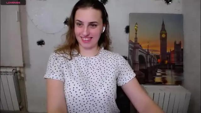 Image 7 of mariatess_ Stream on Chaturbate on 13 days ago