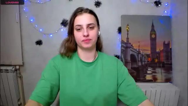 Image 8 of mariatess_ Stream on Chaturbate on 9 days ago