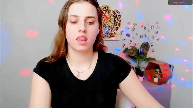 Image 8 of mariatess_ Stream on Chaturbate on 6 days ago