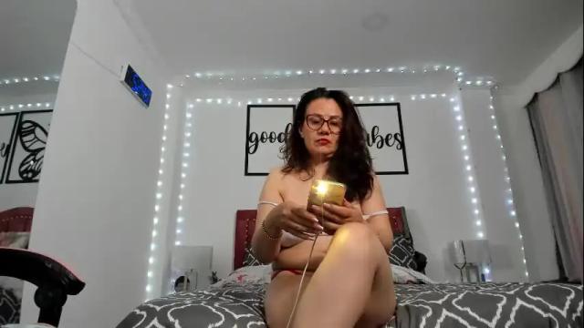 Image 4 of marie_mature Stream on Chaturbate on 1 month ago