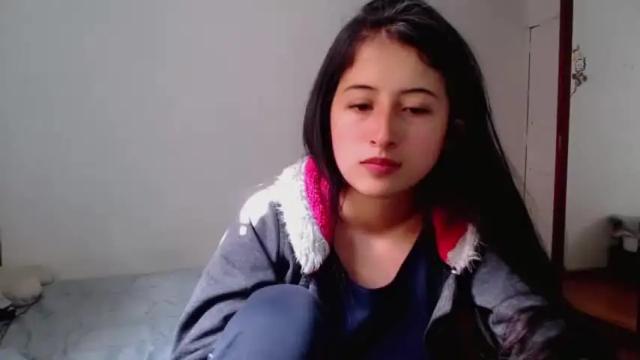 Image 2 of marie_pourtoi69 Stream on Chaturbate on 16 months ago