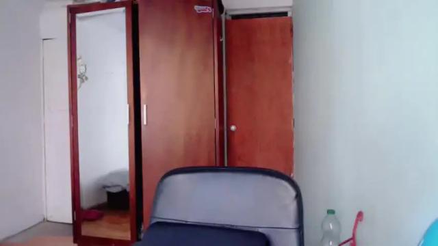 Image 10 of marie_pourtoi69 Stream on Chaturbate on 14 months ago