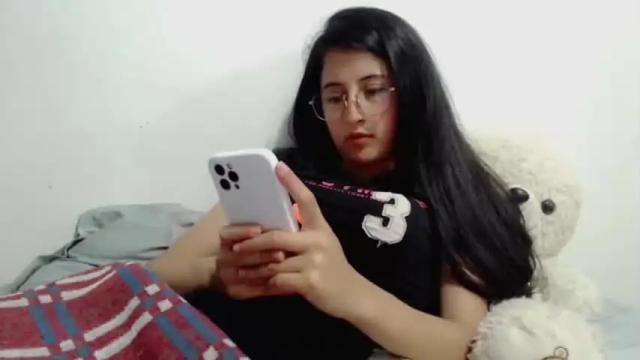Image 8 of marie_pourtoi69 Stream on Chaturbate on 13 months ago