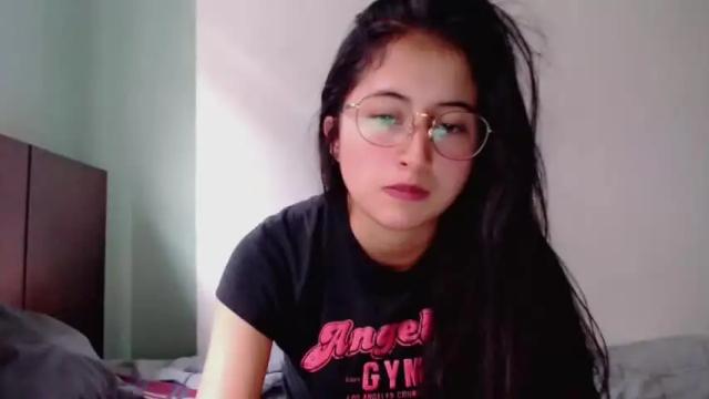 Image 11 of marie_pourtoi69 Stream on Chaturbate on 12 months ago