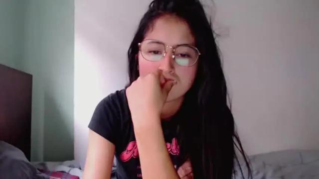 Image 12 of marie_pourtoi69 Stream on Chaturbate on 12 months ago