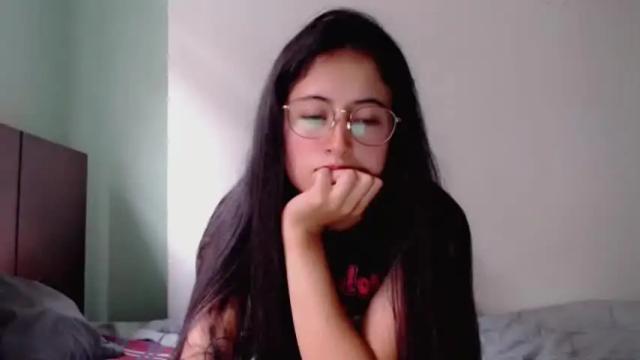 Image 7 of marie_pourtoi69 Stream on Chaturbate on 12 months ago