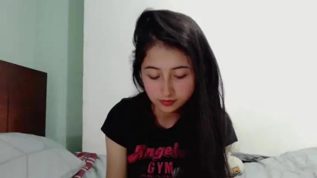 Image 6 of marie_pourtoi69 Stream on Chaturbate on 12 months ago