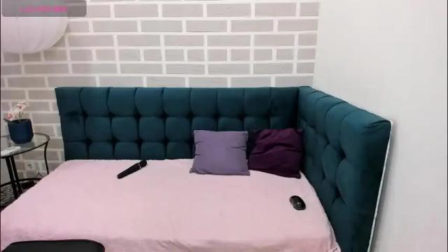 Image 4 of marie_reyes_ Stream on Chaturbate on 1 month ago