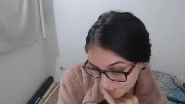 Image 11 of mariecam Stream on Chaturbate on 18 months ago