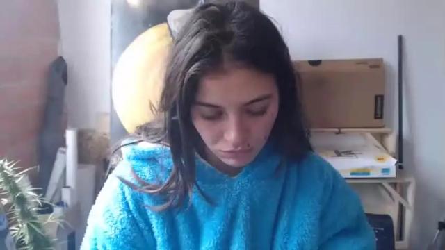 Image 2 of mariecam Stream on Chaturbate on 25 months ago