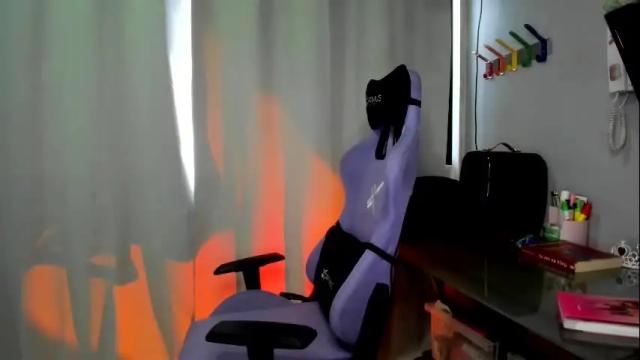 Image 3 of mariecastell_zc Stream on Chaturbate on 13 days ago